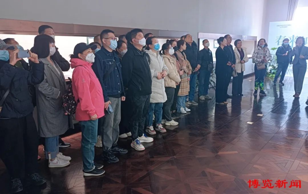 烧烤“串”陶瓷｜华光国瓷火爆淄博烧烤